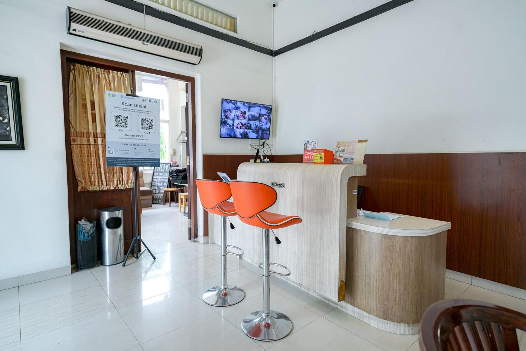 Reddoorz @ Avros Guest House Medan Exteriér fotografie