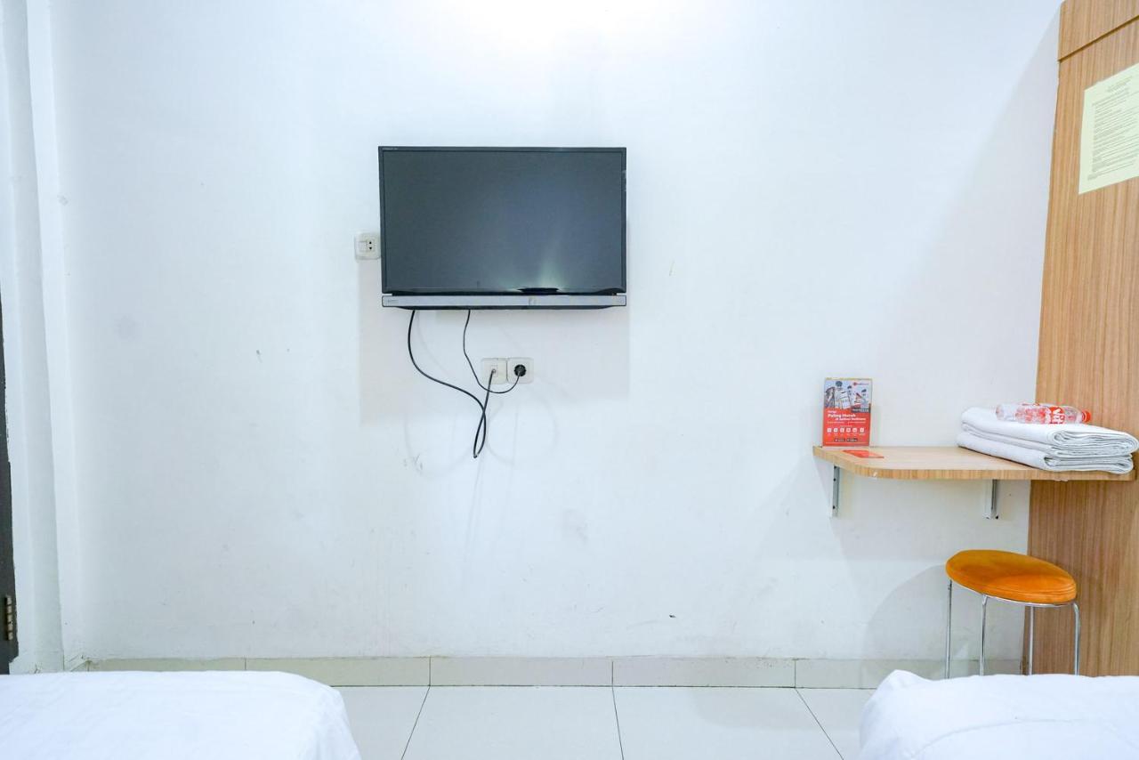 Reddoorz @ Avros Guest House Medan Exteriér fotografie