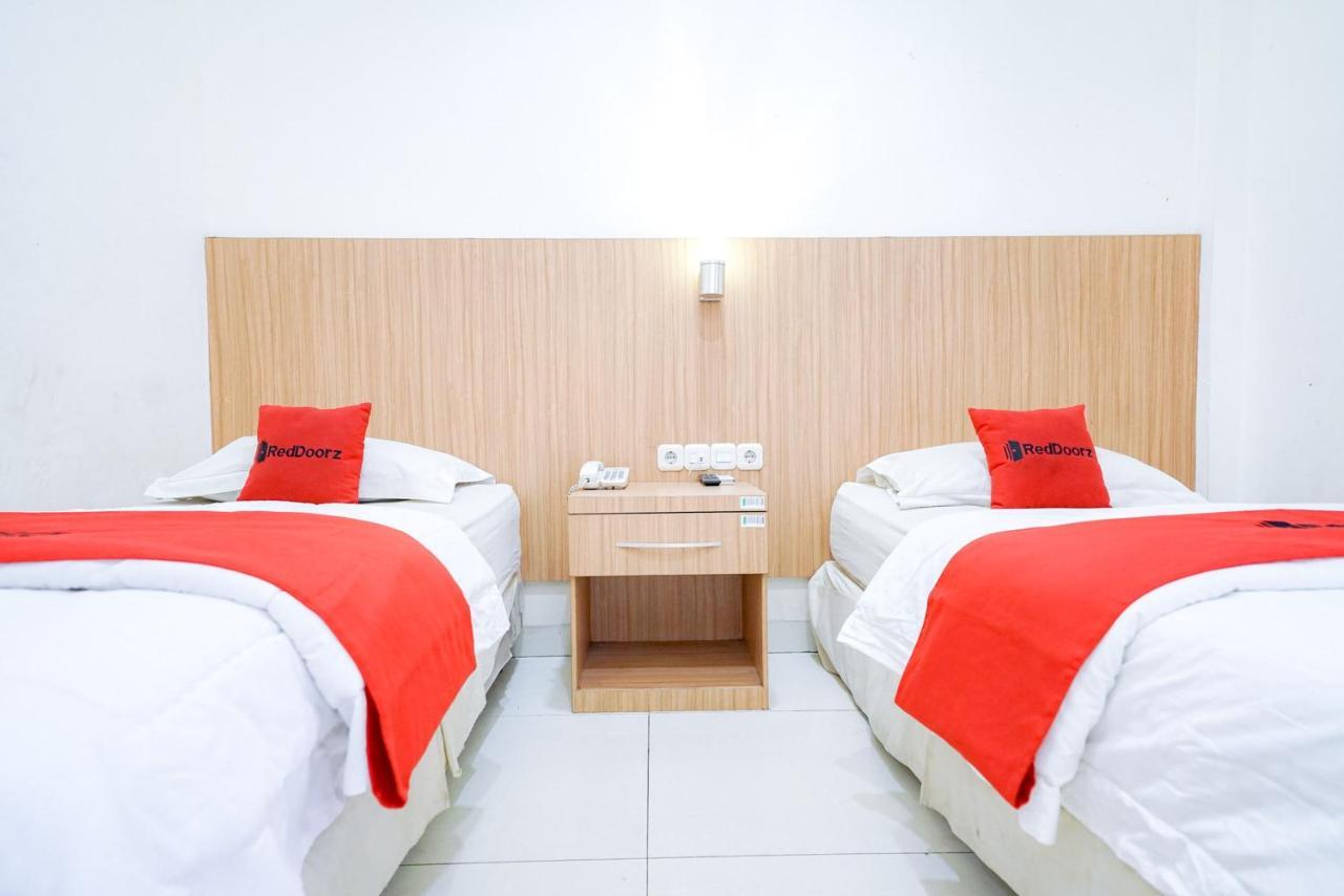 Reddoorz @ Avros Guest House Medan Exteriér fotografie